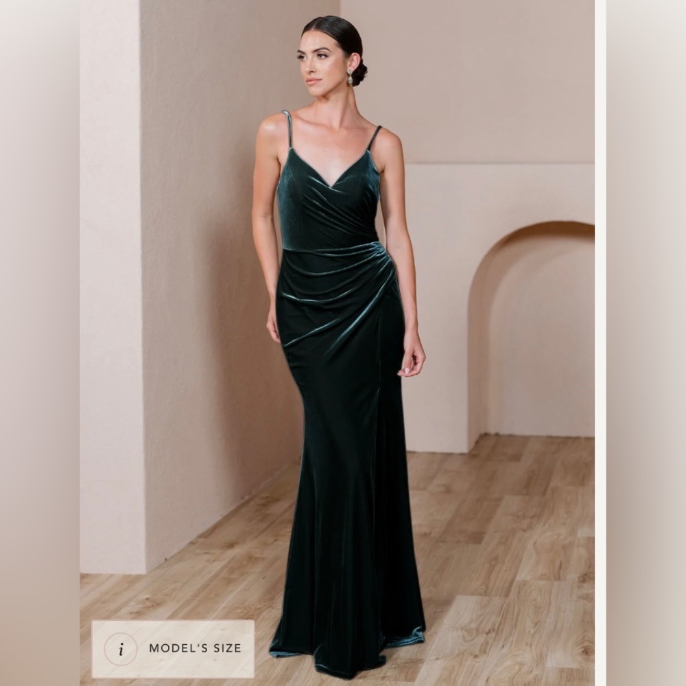 Revelry Classic Emerald Rory Velvet Dress